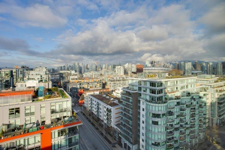 Photo 10 at 1606 - 1708 Ontario Street, Mount Pleasant VE, Vancouver East
