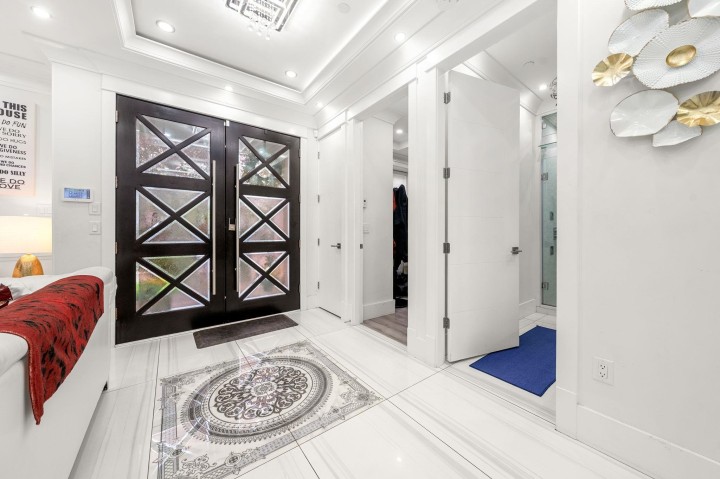 Photo 18 at 416 E 63rd Avenue, South Vancouver, Vancouver East