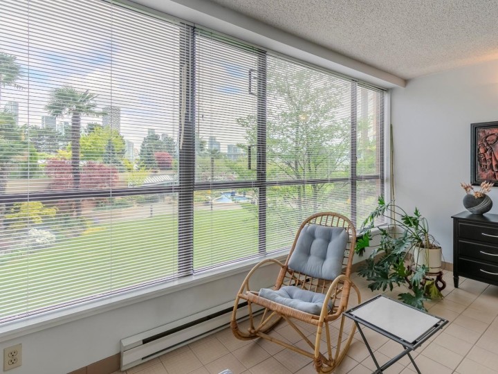 Photo 14 at 103 - 1470 Pennyfarthing Drive, False Creek, Vancouver West