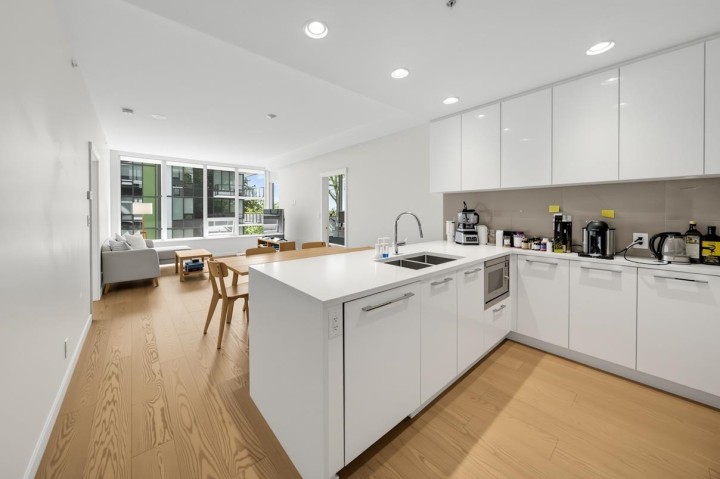 Photo 5 at 408 - 3533 Ross Drive, University VW, Vancouver West