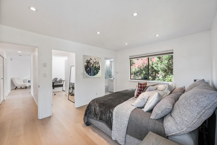 Photo 37 at 4809 Northwood Place, Cypress Park Estates, West Vancouver