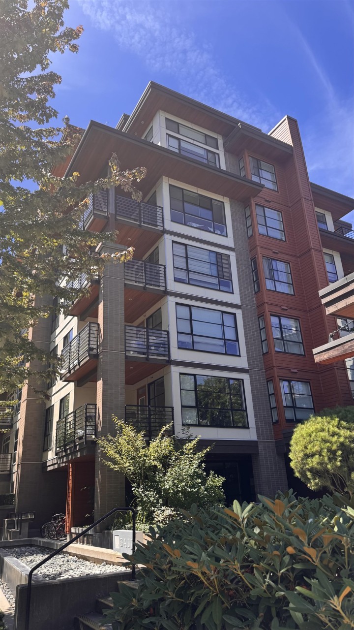 Photo 1 at 301 - 5983 Gray Avenue, University VW, Vancouver West