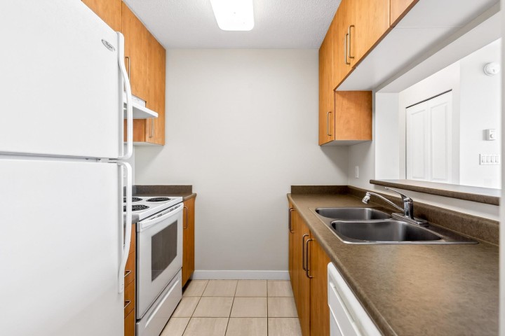 Photo 7 at 2502 - 5380 Oben Street, Collingwood VE, Vancouver East