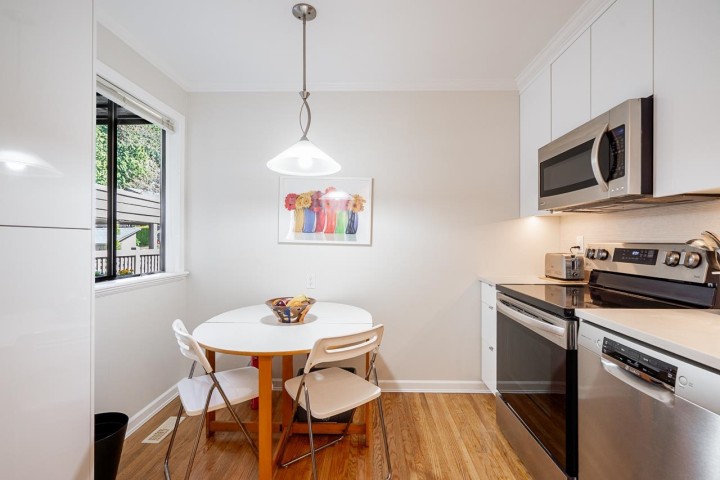 Photo 6 at 2 - 1960 Rufus Drive, Westlynn, North Vancouver