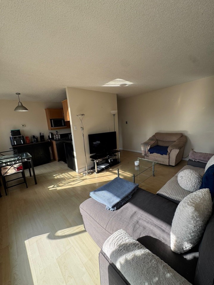 Photo 3 at 407 - 1146 Harwood Street, West End VW, Vancouver West