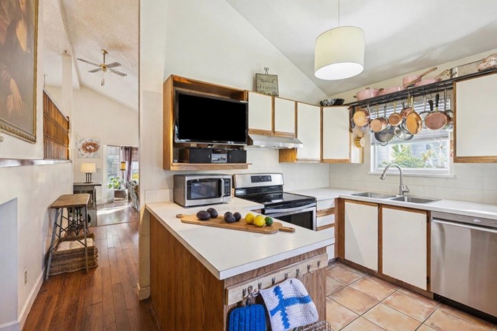 Photo 10 at 875 Porteau Place, Roche Point, North Vancouver