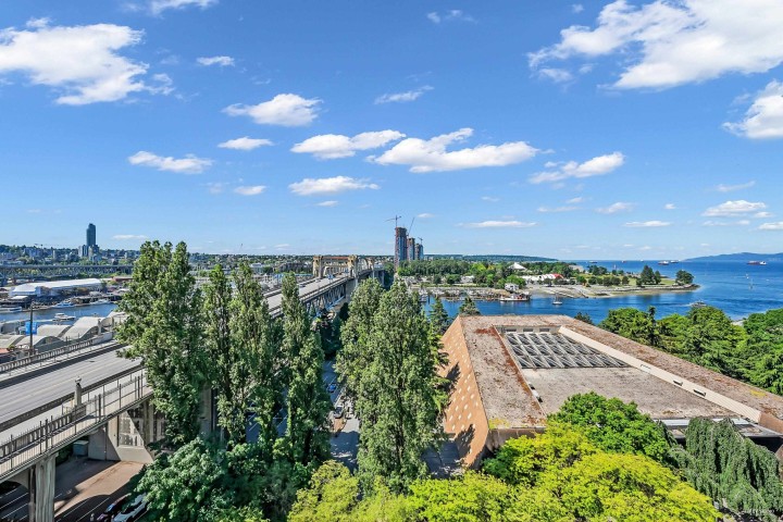 Photo 4 at 1202 - 1005 Beach Avenue, West End VW, Vancouver West