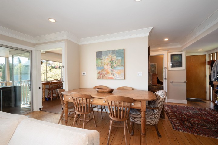 Photo 11 at 4455 Harris Place, Deep Cove, North Vancouver