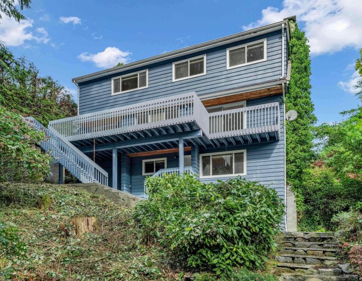 Photo 20 at 84 Laurie Crescent, Glenmore, West Vancouver