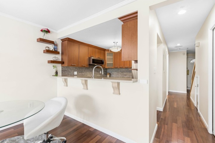 Photo 12 at 3 - 2150 Se Marine Drive, South Marine, Vancouver East