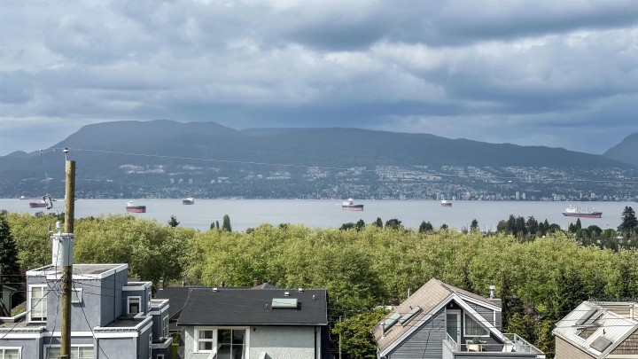 Photo 35 at 3941 W 11th Avenue, Point Grey, Vancouver West