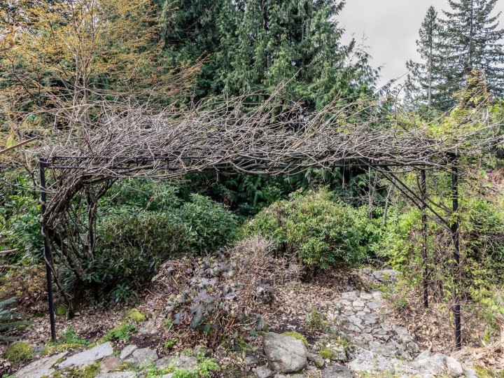 Photo 39 at 110 Oceanview Place, Lions Bay, West Vancouver