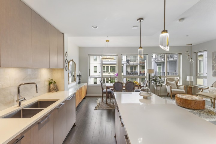 Photo 12 at 418 - 2651 Library Lane, Lynn Valley, North Vancouver