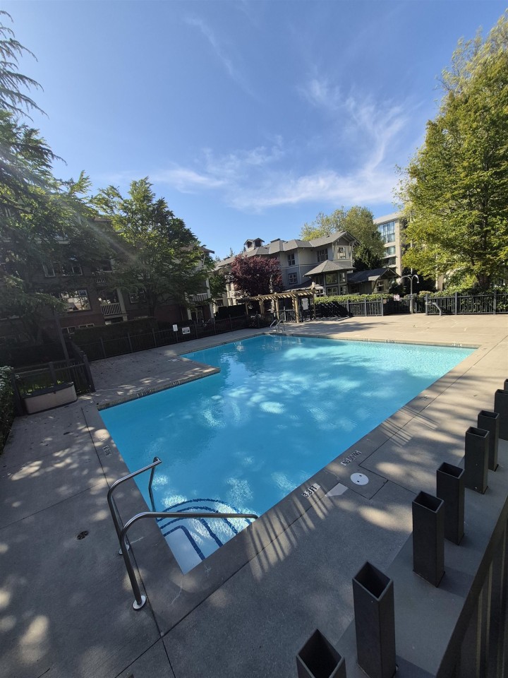 Photo 16 at 320 - 4685 Valley Drive, Quilchena, Vancouver West