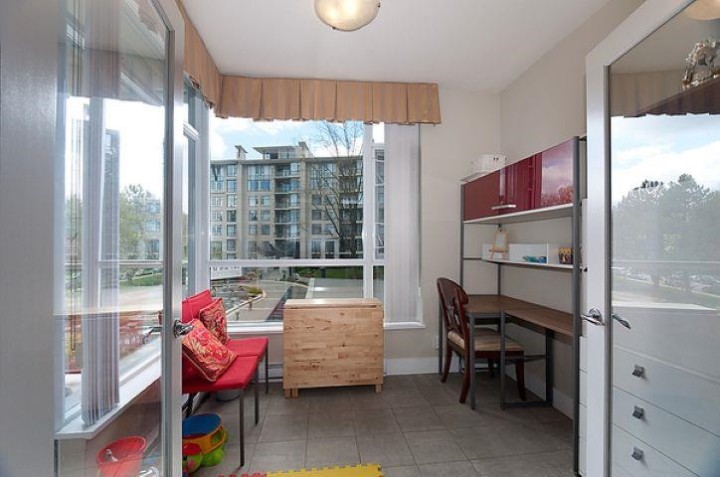 Photo 7 at 320 - 4685 Valley Drive, Quilchena, Vancouver West