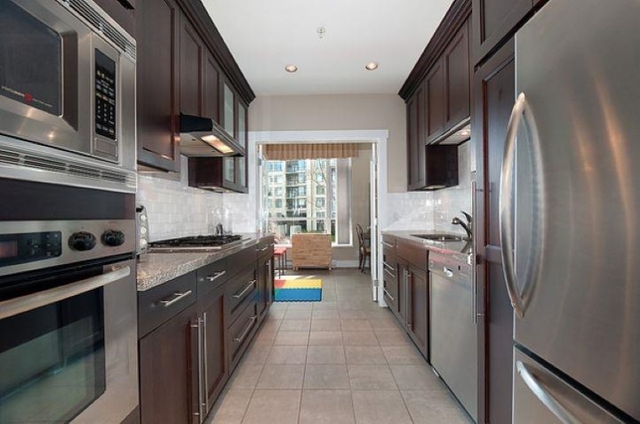 Photo 4 at 320 - 4685 Valley Drive, Quilchena, Vancouver West