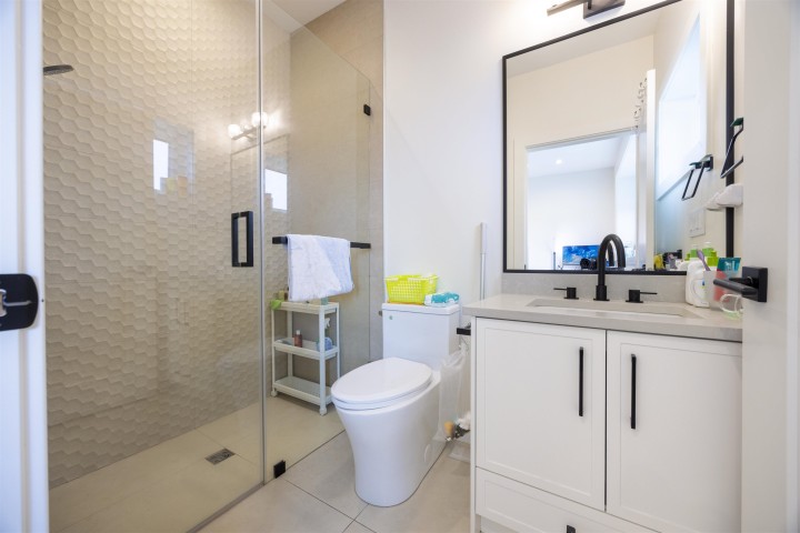 Photo 13 at 4541 Hoy Street, Collingwood VE, Vancouver East