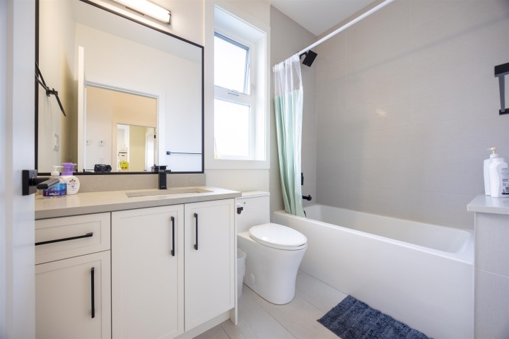 Photo 12 at 4541 Hoy Street, Collingwood VE, Vancouver East