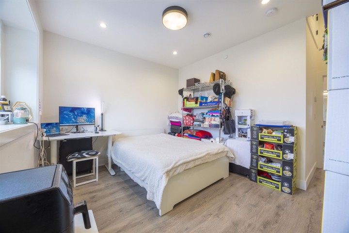 Photo 14 at 4541 Hoy Street, Collingwood VE, Vancouver East
