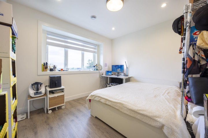 Photo 15 at 4541 Hoy Street, Collingwood VE, Vancouver East