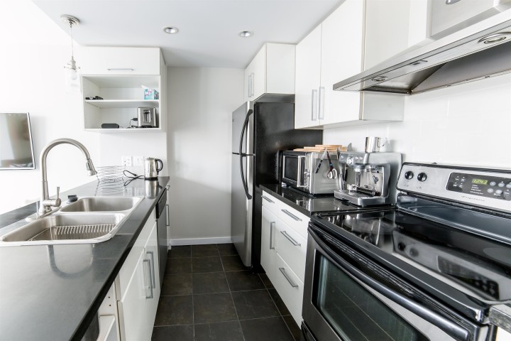 Photo 6 at 707 - 633 Abbott Street, Downtown VW, Vancouver West
