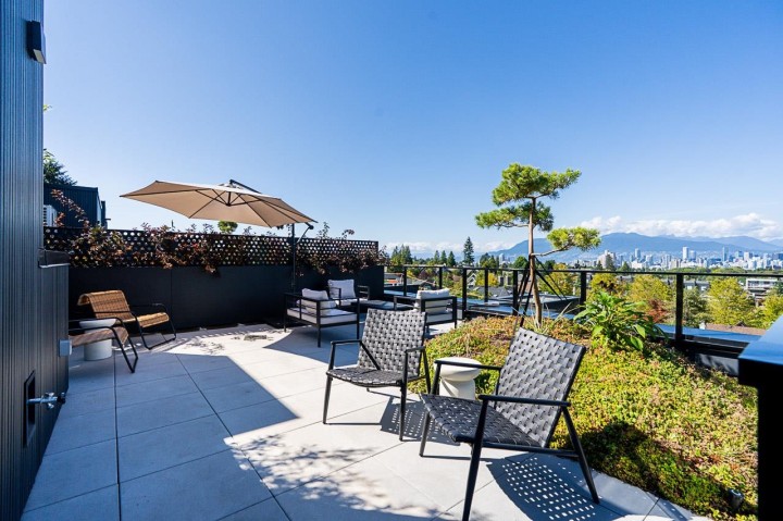 Photo 3 at 202 - 539 W 28th Avenue, Cambie, Vancouver West