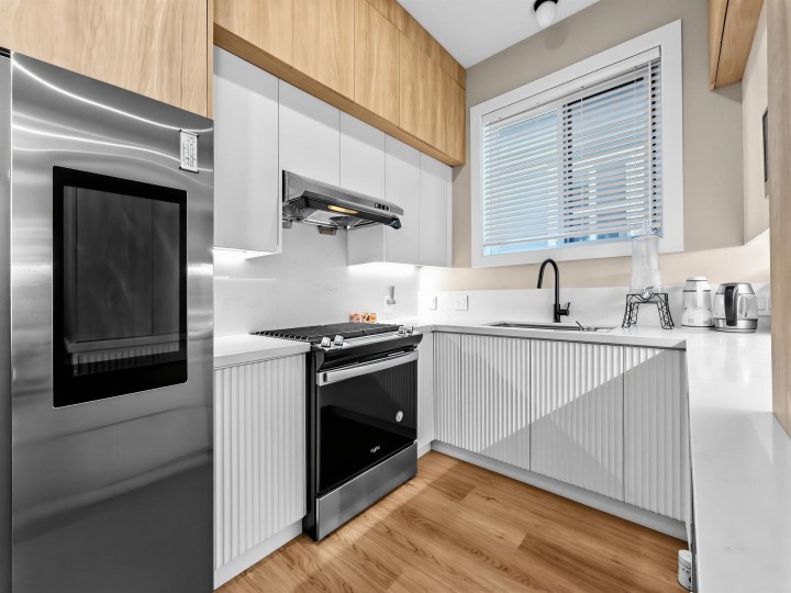 Photo 17 at 105 E 64th Avenue, South Vancouver, Vancouver East