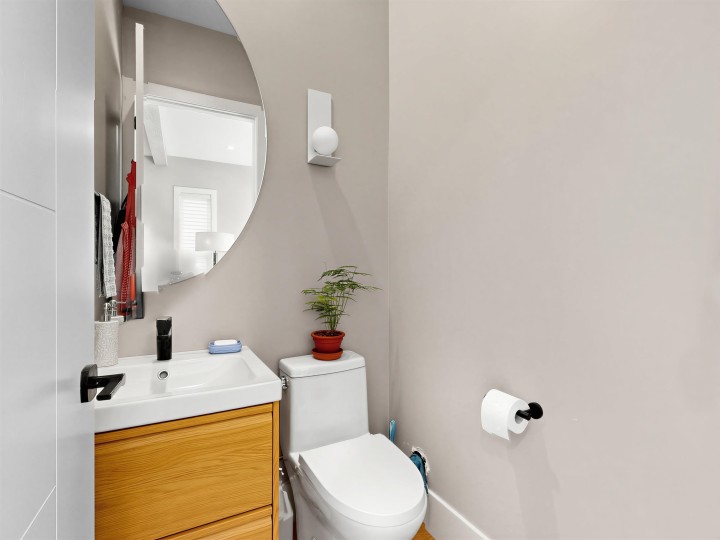 Photo 32 at 105 E 64th Avenue, South Vancouver, Vancouver East
