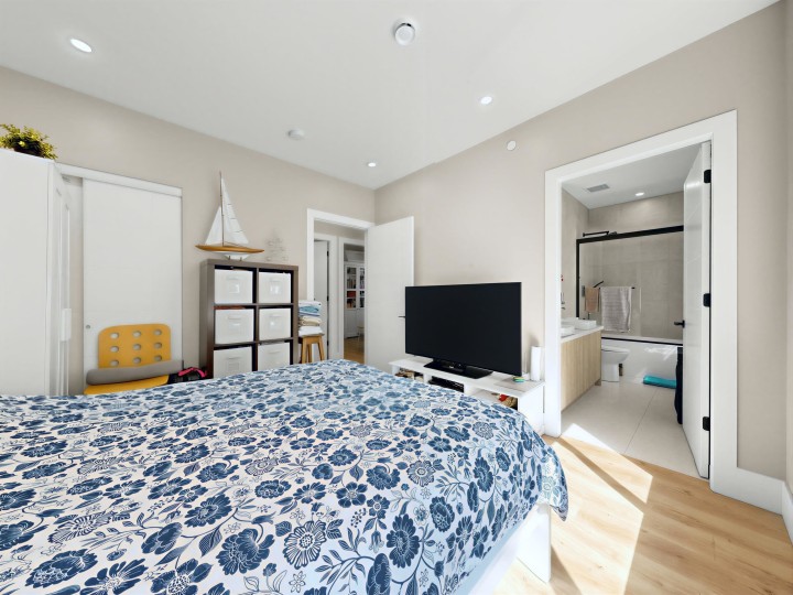 Photo 24 at 105 E 64th Avenue, South Vancouver, Vancouver East