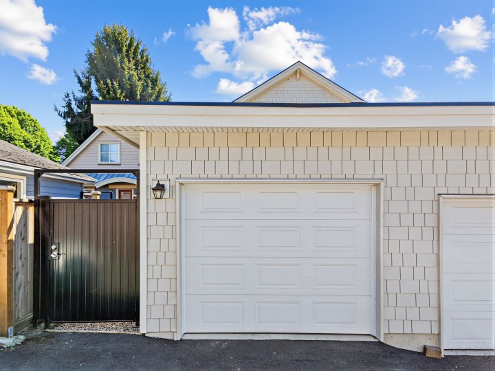 Photo 35 at 105 E 64th Avenue, South Vancouver, Vancouver East