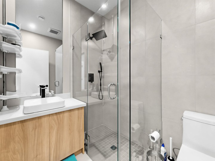 Photo 31 at 105 E 64th Avenue, South Vancouver, Vancouver East