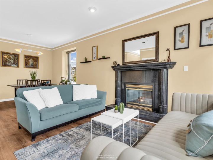 Photo 6 at 5323 Dumfries Street, Knight, Vancouver East