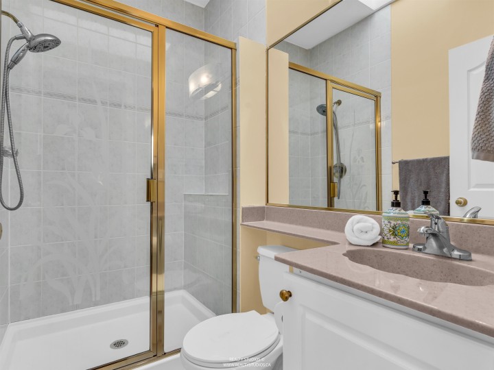 Photo 16 at 5323 Dumfries Street, Knight, Vancouver East