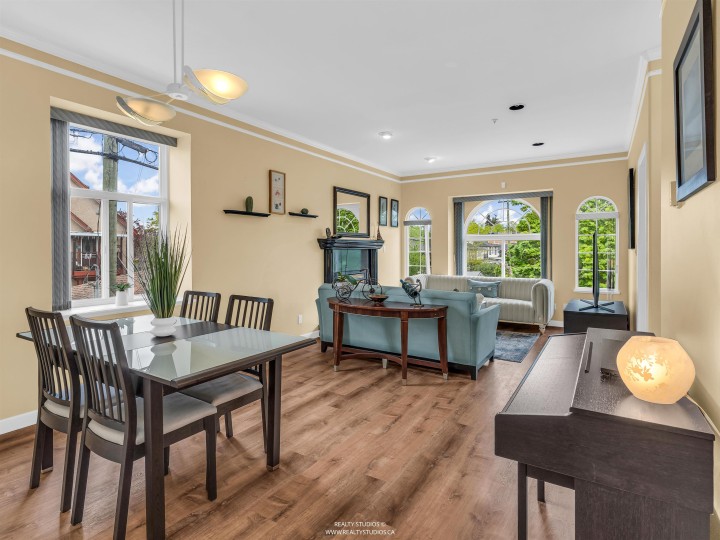 Photo 8 at 5323 Dumfries Street, Knight, Vancouver East