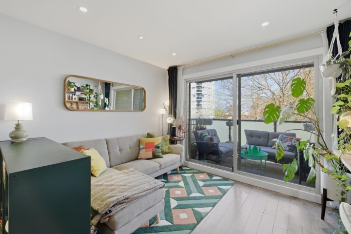 Photo 3 at 205 - 1864 Frances Street, Hastings, Vancouver East