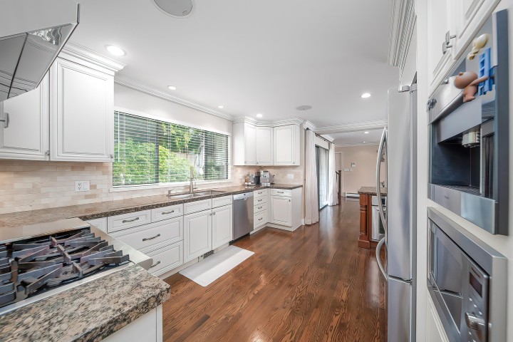 Photo 18 at 435 Inglewood Avenue, Cedardale, West Vancouver