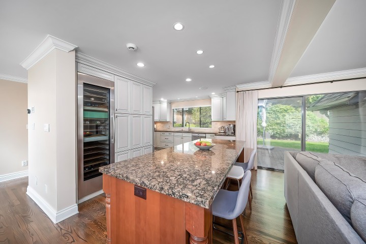 Photo 15 at 435 Inglewood Avenue, Cedardale, West Vancouver