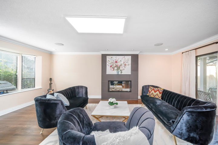 Photo 19 at 435 Inglewood Avenue, Cedardale, West Vancouver