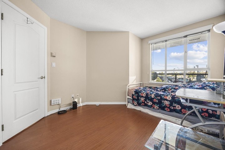 Photo 10 at 910 - 3489 Ascot Place, Collingwood VE, Vancouver East