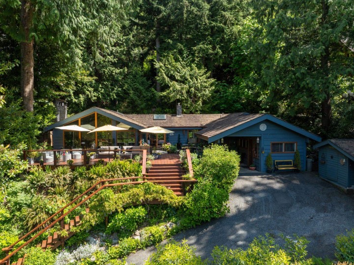 Photo 4 at 315 Bayview Road, Lions Bay, West Vancouver