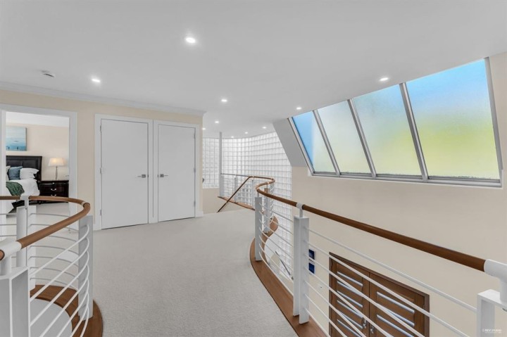 Photo 32 at 1407 Bramwell Road, Chartwell, West Vancouver