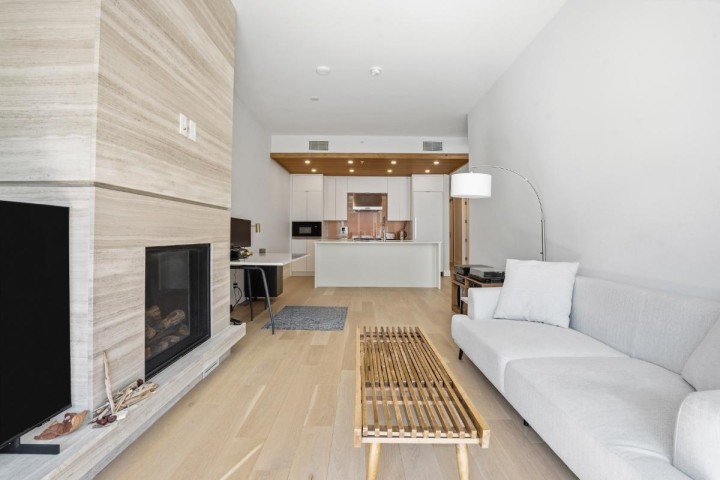 Photo 17 at 406 - 6707 Nelson Avenue, Horseshoe Bay WV, West Vancouver
