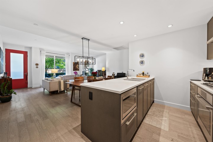 Photo 7 at 103 - 1055 Ridgewood Drive, Edgemont, North Vancouver