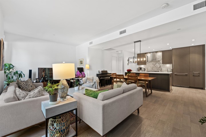 Photo 1 at 103 - 1055 Ridgewood Drive, Edgemont, North Vancouver