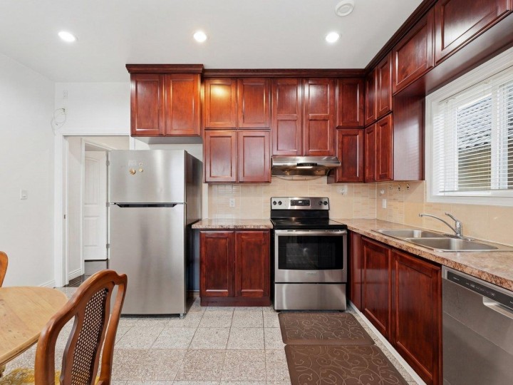 Photo 9 at 1115 Boundary Road, Renfrew VE, Vancouver East