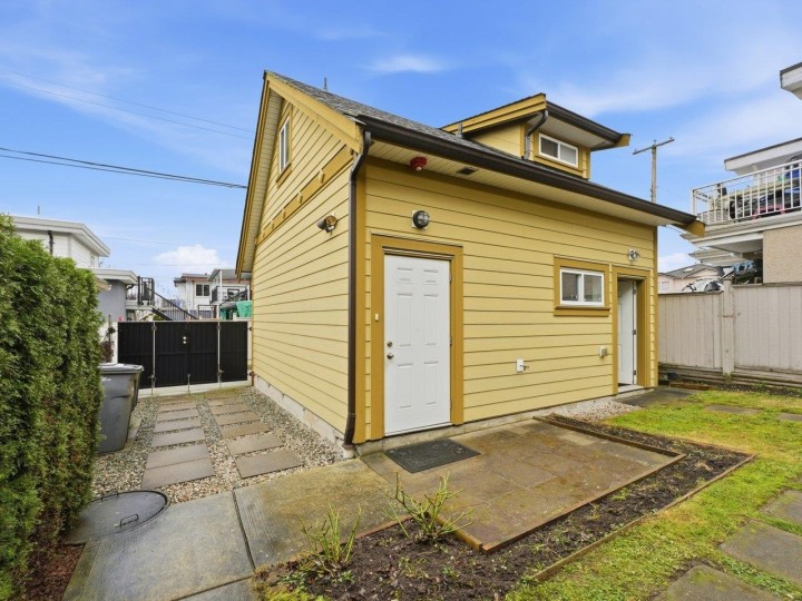 Photo 33 at 1115 Boundary Road, Renfrew VE, Vancouver East