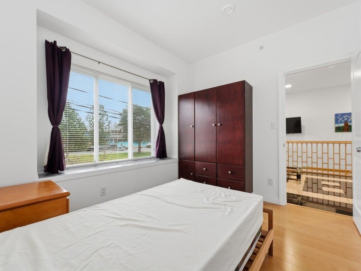 Photo 11 at 1115 Boundary Road, Renfrew VE, Vancouver East