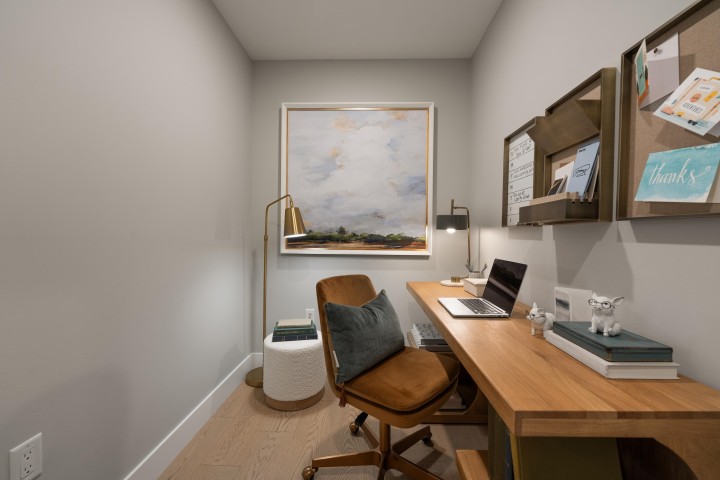 Photo 34 at 307 - 423 6th Street, Park Royal, West Vancouver