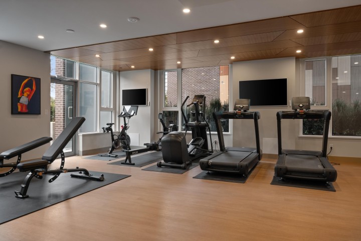 Photo 38 at 307 - 423 6th Street, Park Royal, West Vancouver