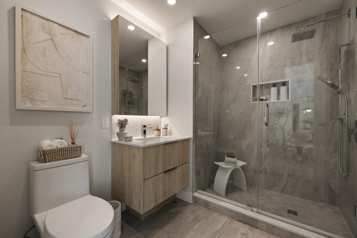 Photo 33 at 307 - 423 6th Street, Park Royal, West Vancouver